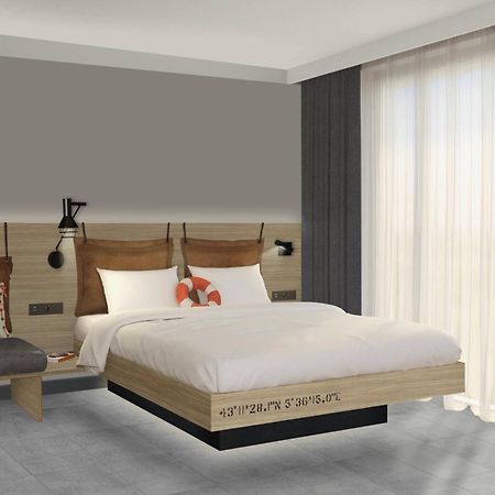 Moxy La Ciotat Otel Dış mekan fotoğraf